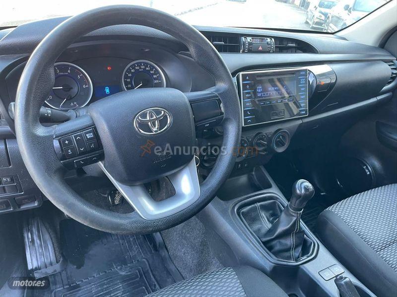 Toyota Hilux 2.4 D4D Cabina Doble GX de 2018 con 179.200 Km por 20.990 EUR. en Jaen