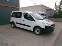 Peugeot Partner TEPEE Access 1.6 BlueHDi 75 de 2015 con 107.000 Km por 12.500 EUR. en Girona