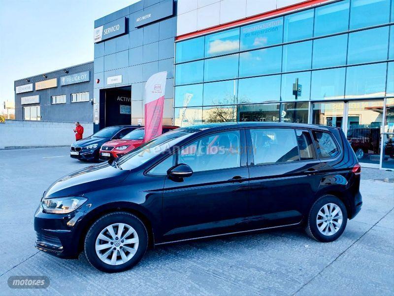 Volkswagen Touran Advance 1.6 TDI SCR 115CV BMT de 2016 con 170.000 Km por 15.500 EUR. en Cadiz