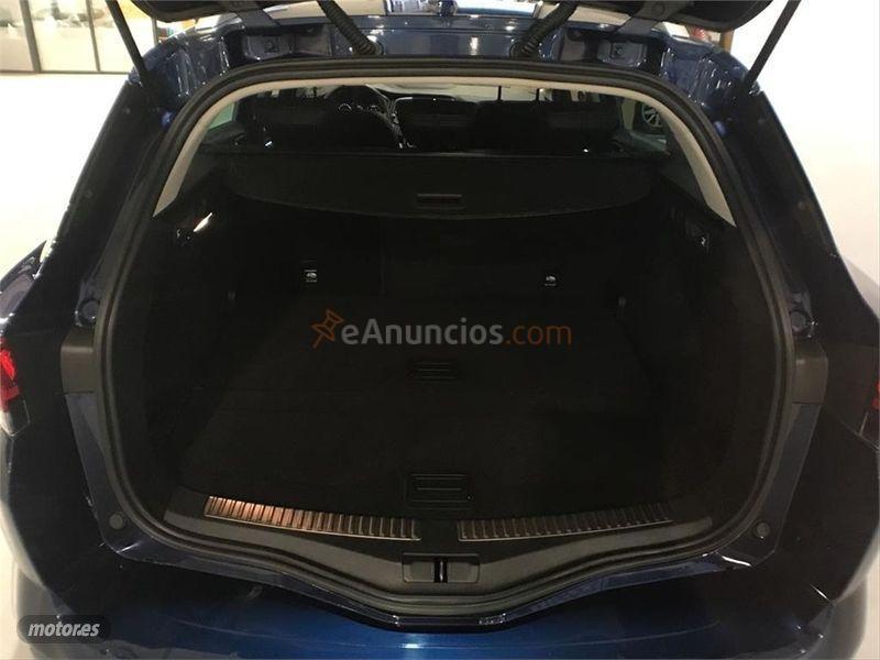 Renault Megane S.T. Zen TCe 103 kW 140CV GPF de 2019 con 20.094 Km por 20.900 EUR. en Barcelona