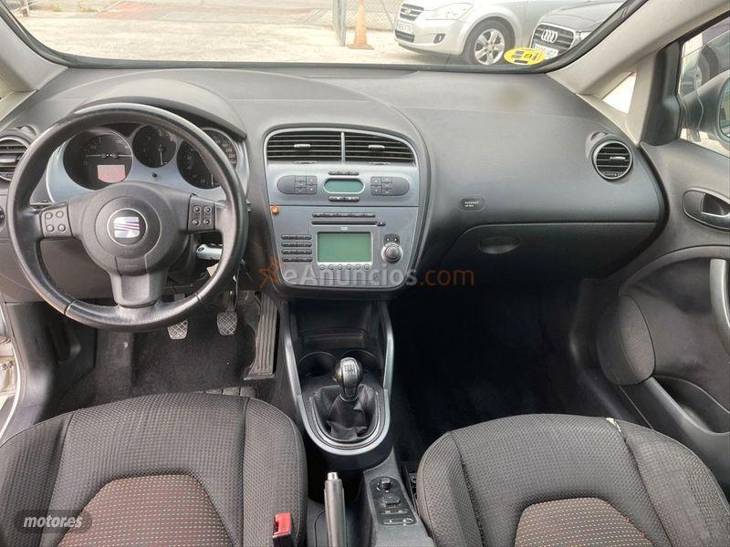 Seat Altea XL 2.0 TDI 140cv Sport Up de 2007 con 292.016 Km por 3.999 EUR. en Madrid