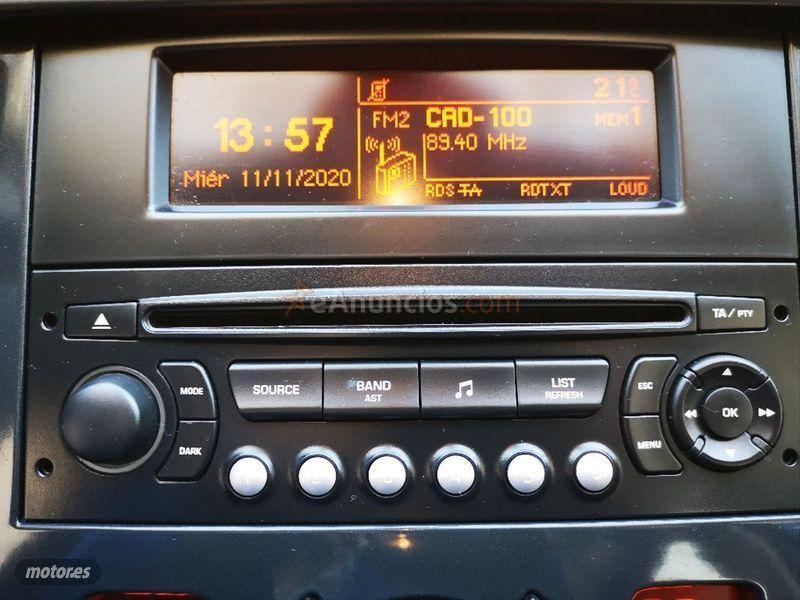 Peugeot 5008 Business Line 1.6 HDI 112 FAP de 2011 con 108.000 Km por 9.400 EUR. en Malaga