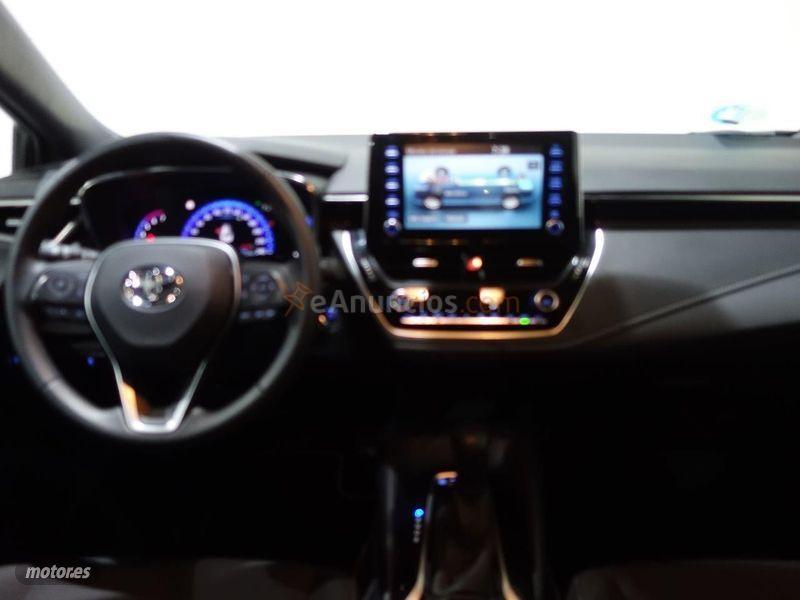 Toyota Corolla 1.8 125H ACTIVE TECH ECVT TOU SPORT de 2021 con 23.206 Km por 23.200 EUR. en Madrid