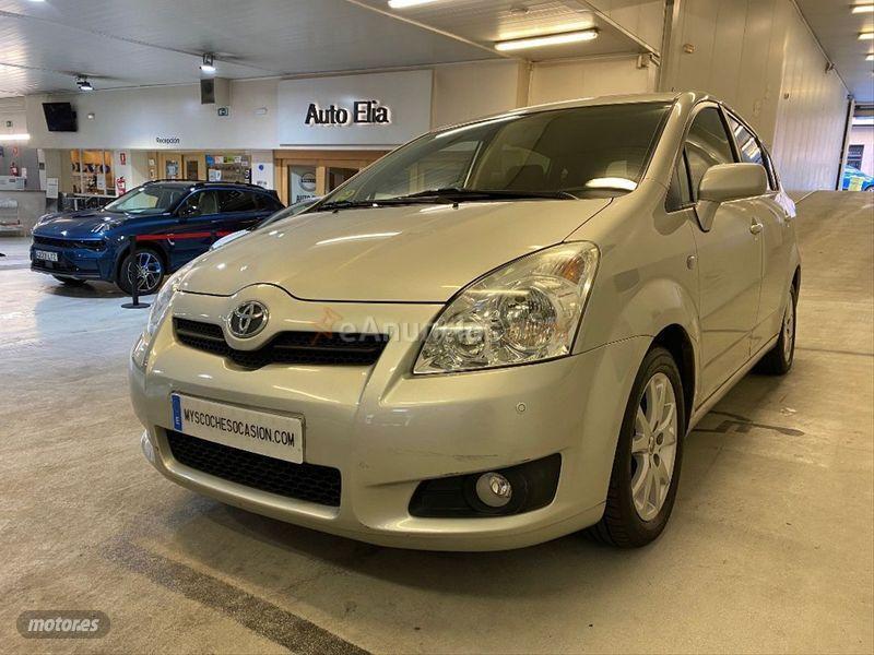 Toyota Corolla Verso 2.2 D4D 136 CV Sol de 2008 con 65.000 Km por 7.500 EUR. en Madrid