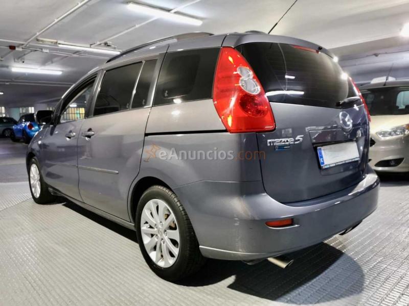 Mazda 5 Monovolumen 7 plazas. Pegatina verde. Perfecto. 