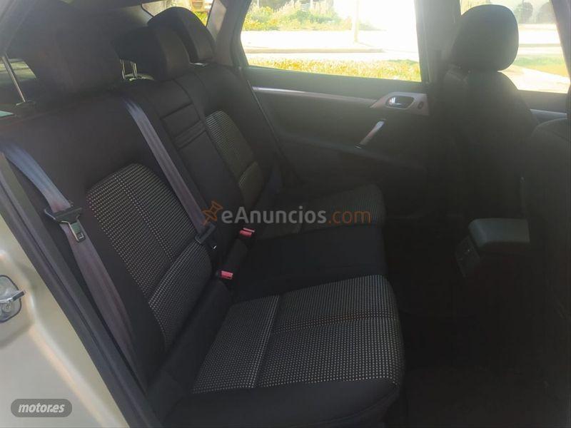 Peugeot 407 SW Premium HDI 136 de 2007 con 165.000 Km por 2.490 EUR. en Lleida