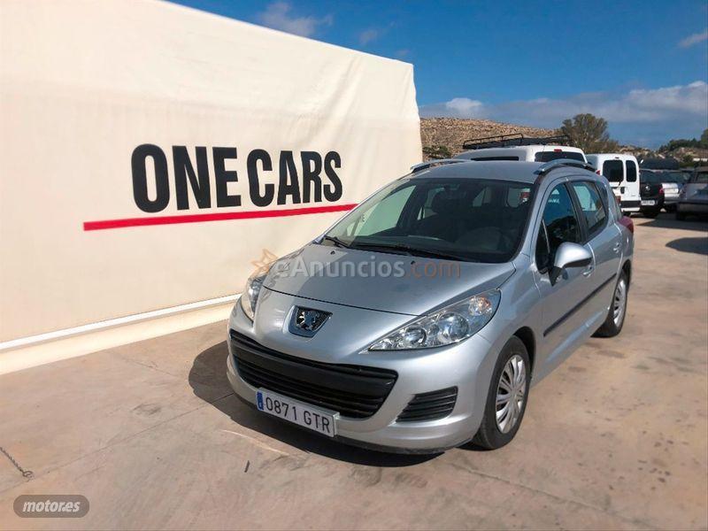 Peugeot 207 SW Confort 1.4 VTi 16v 95 de 2010 con 119.000 Km por 5.450 EUR. en Malaga