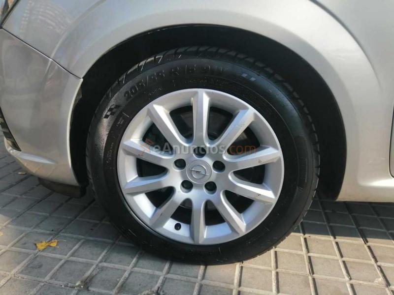 Opel Zafira 1.9 CDTi 100 CV Enjoy 