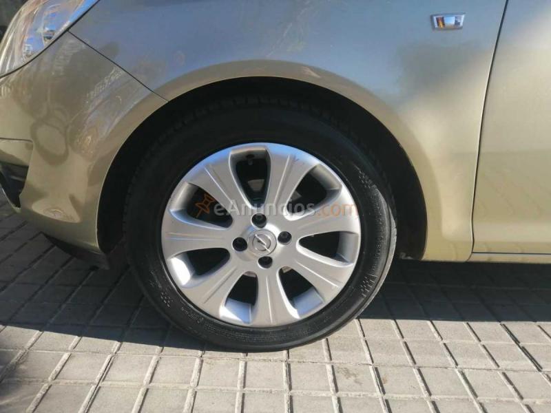 Opel Corsa Enjoy 1.2 