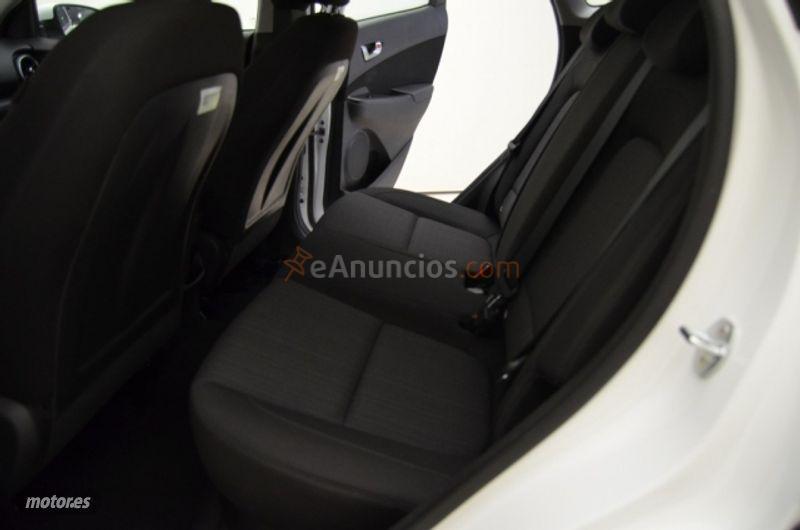 Hyundai Kona FL TGDI 1.0 120CV 48V 4X2 MAXX de 2021 con 7.625 Km por 20.490 EUR. en Jaen
