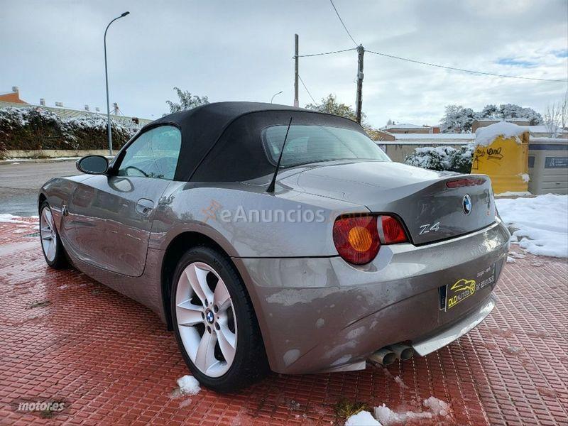 BMW Z4 2.5i de 2004 con 150.000 Km por 8.999 EUR. en Salamanca