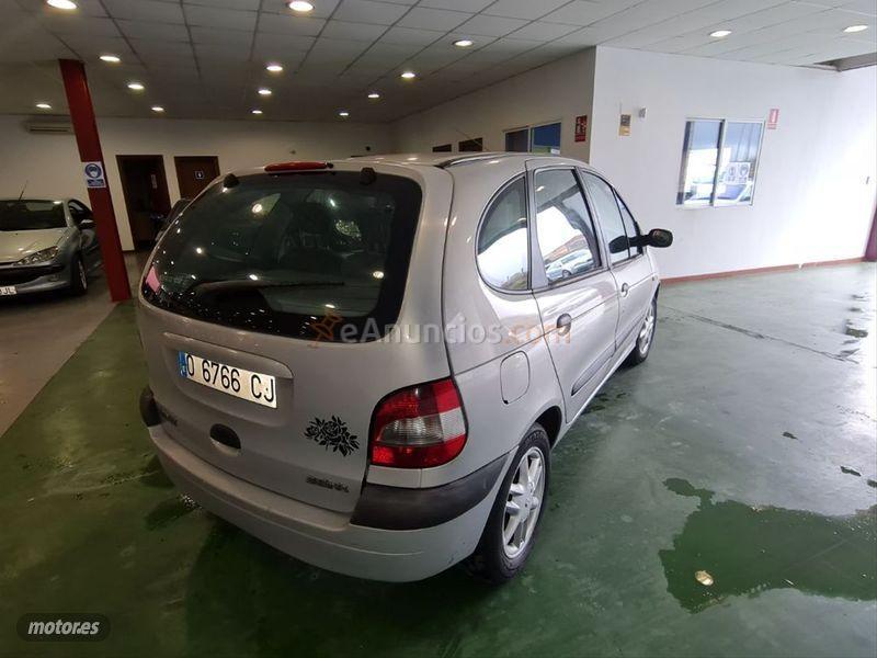 Renault Scenic CONFORT DYNAMIQUE 1.9DCI de 2003 con 280.000 Km por 1.490 EUR. en Asturias