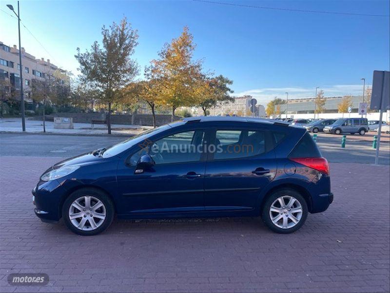 Peugeot 207 SW Sport 1.6 HDI 90 de 2010 con 175.000 Km por 3.900 EUR. en Madrid