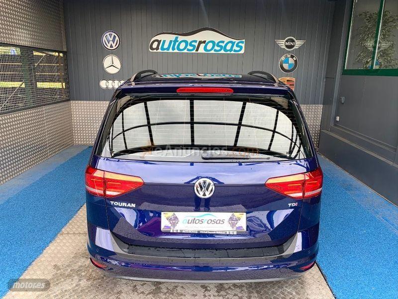 Volkswagen Touran Edition 1.6 TDI CR 110CV BMT de 2016 con 99.000 Km por 18.900 EUR. en Pontevedra
