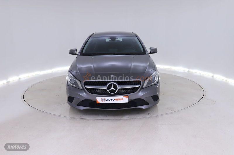 Mercedes Clase CLA CLA 200 CDI Urban Shooting Brake de 2015 con 112.925 Km por 19.899 EUR. en Valencia