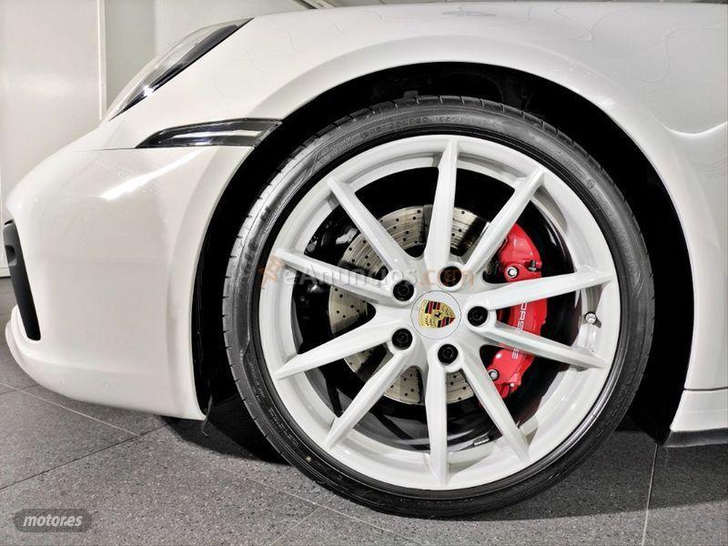 Porsche 911 Carrera 4S Cabriolet de 2020 con 33.000 Km por 169.900 EUR. en Barcelona