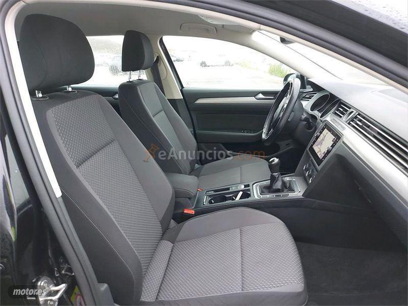 Volkswagen Passat Edition 2.0 TDI 110kW 150CV Variant de 2018 con 112.641 Km por 17.900 EUR. en Almeria