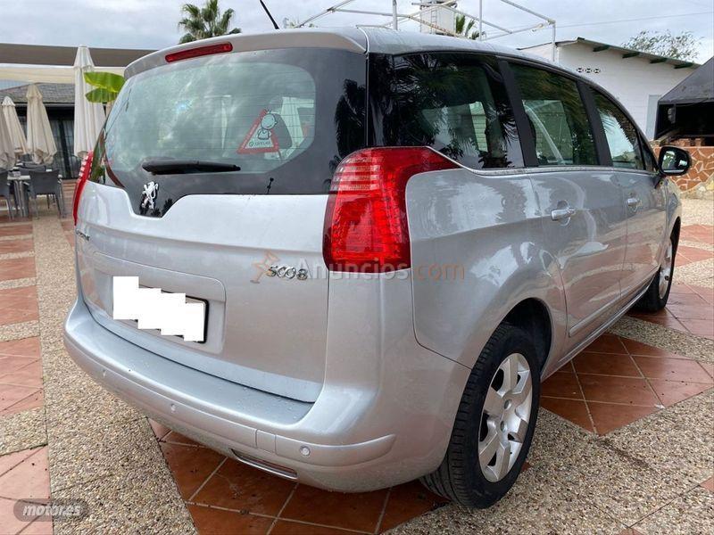 Peugeot 5008 Active 2.0 HDI 150 FAP de 2012 con 239.151 Km por 8.900 EUR. en Badajoz