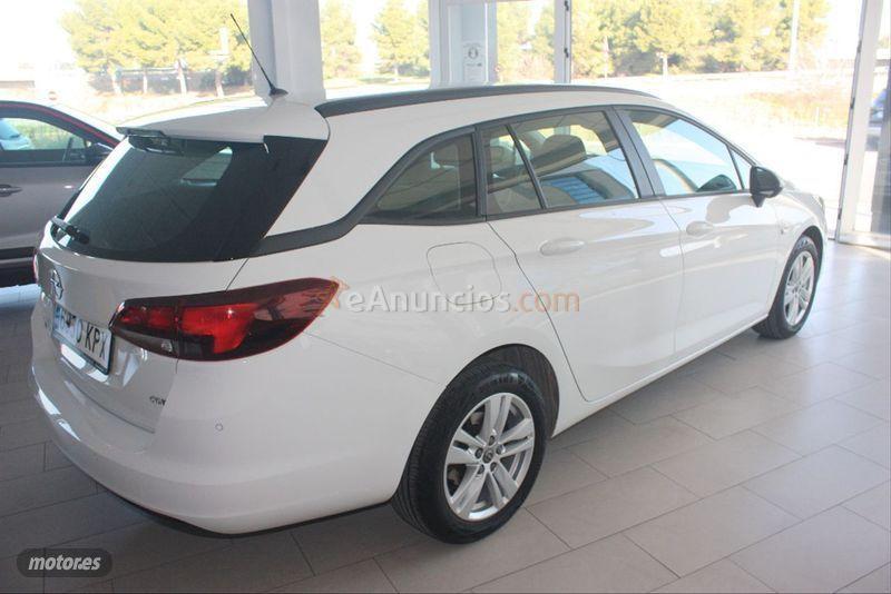 Opel Astra 1.6 CDTi 81kW 110CV Business ST de 2018 con 131.697 Km por 11.750 EUR. en Valencia