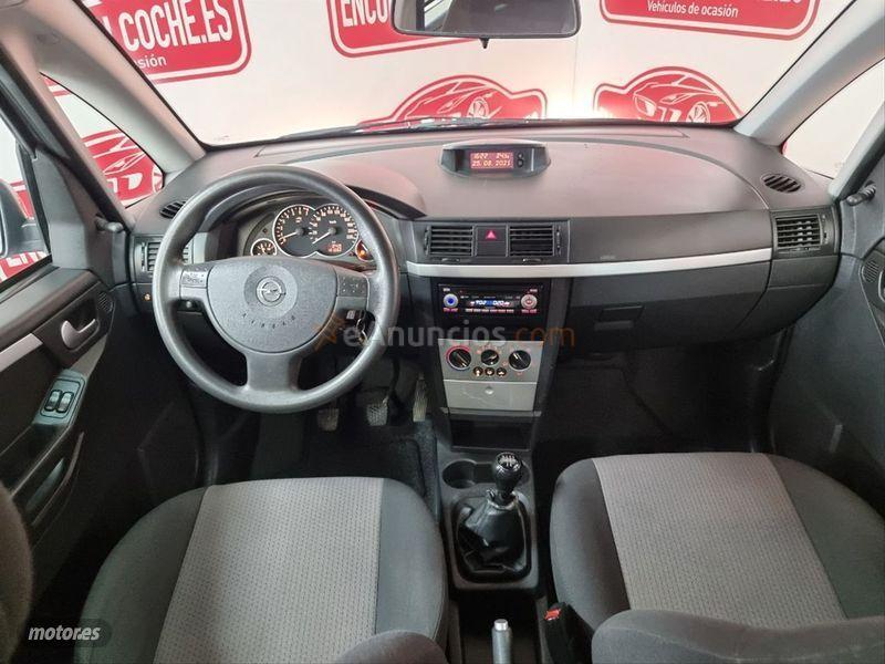 Opel Meriva Cosmo 1.6 XE de 2004 con 121.367 Km por 3.990 EUR. en Tarragona