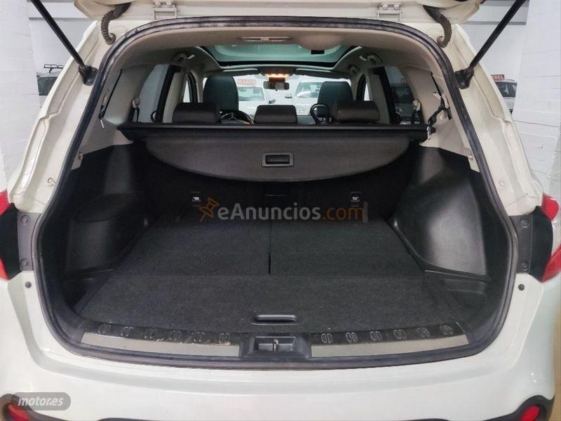Nissan Qashqai+2 2.0 dCi TEKNA PREMIUM 4x4 AT Piel 17 de 2011 con 145.000 Km por 11.000 EUR. en Barcelona