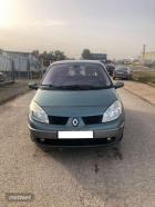Renault Scenic CONFORT AUTHENTIQUE 1.6 16V de 2004 con 438.000 Km por 2.000 EUR. en Badajoz