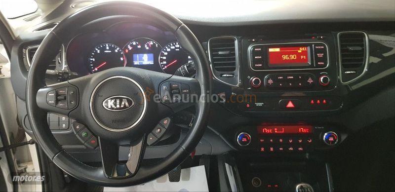 Kia Carens 1.7 CRDi VGT 115cv Concept EcoDynam 5pl de 2015 con 103.000 Km por 12.990 EUR. en Granada