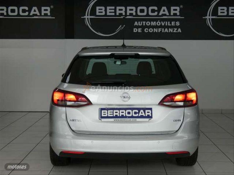 Opel Astra 1.6 CDTi 110 CV Selective ST de 2016 con 89.962 Km por 12.940 EUR. en Sevilla