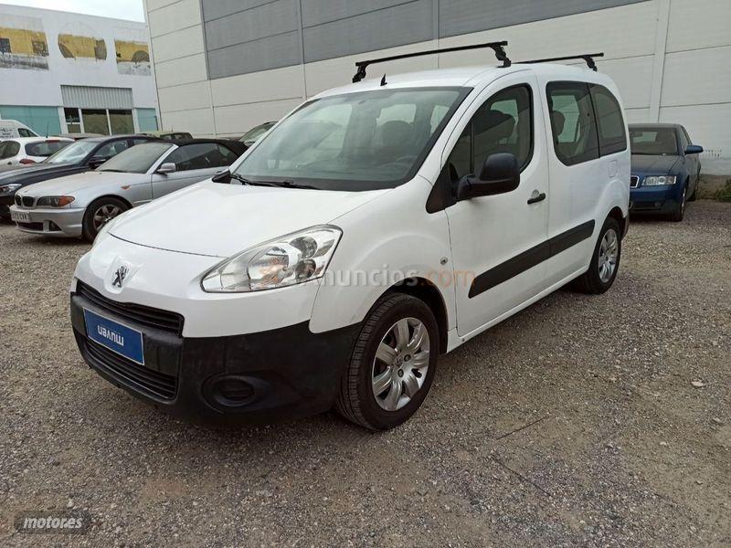 Peugeot Partner Tepee Access 1.6 HDi 75cv de 2013 con 166.000 Km por 6.999 EUR. en Malaga
