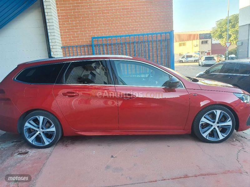 Peugeot 308 SW GT BlueHDi 132kW 180CV EAT8 de 2018 con 187.000 Km por 15.999 EUR. en Madrid