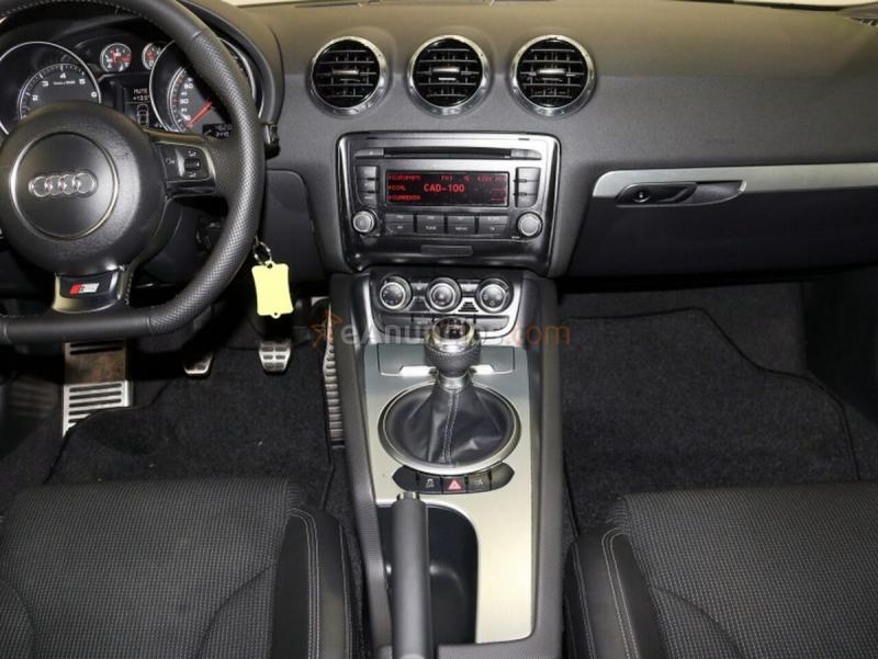 Audi TT Coupé 1.8 TFSI S line edition 