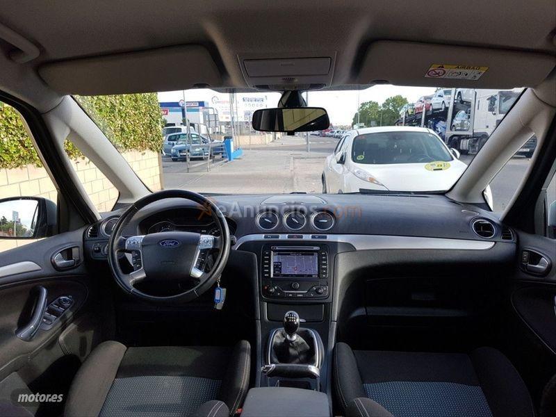 Ford S-Max 2.0 TDCi 140cv Limited Edition de 2015 con 141.000 Km por 14.450 EUR. en Toledo