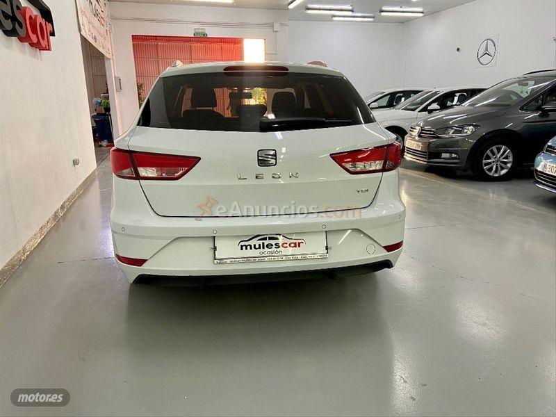 Seat Leon ST 1.6 TDI 110cv StSp Style de 2016 con 179.000 Km por 8.900 EUR. en Sevilla
