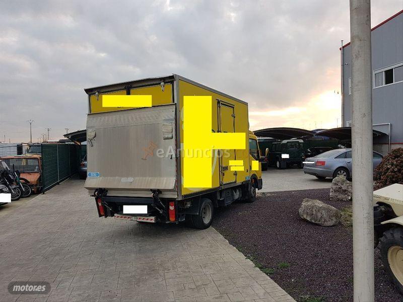 Nissan Cabstar D35132C61 Comfort Media Caja Aluminio de 2007 con 348.242 Km por 5.000 EUR. en Valladolid