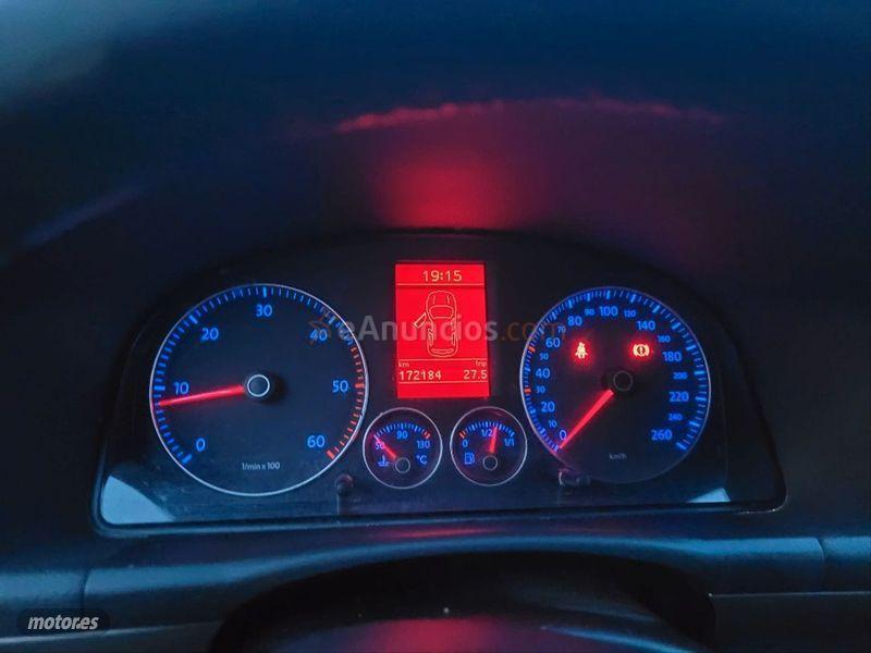 Volkswagen Touran 1.6 TDI 105cv Edition de 2010 con 172.000 Km por 8.490 EUR. en Alicante