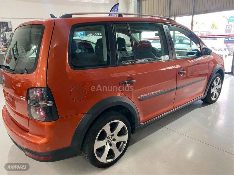 Volkswagen Touran 1.9 TDI 105cv Advance de 2010 con 160.000 Km por 9.800 EUR. en Granada