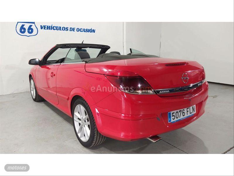 Opel Astra Twin Top 1.9 CDTi Cosmo de 2007 con 169.000 Km por 5.500 EUR. en Madrid