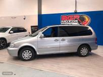 Kia Carnival 2.9 CRDi EX de 2004 con 204.000 Km por 3.300 EUR. en Salamanca