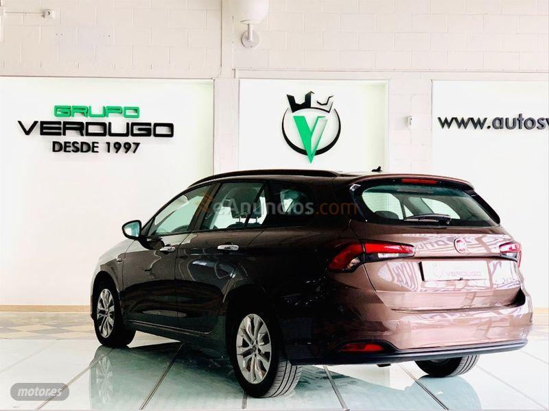 Fiat Tipo SW 1.3 Multijet 70kW 95CV Lounge de 2019 con 28.000 Km por 13.500 EUR. en Badajoz