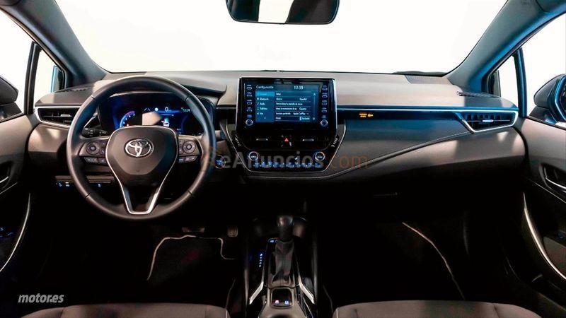 Toyota Corolla 1.8 125H ACTIVE TECH ECVT TOU SPORT de 2021 con 8.914 Km por 21.900 EUR. en Cadiz