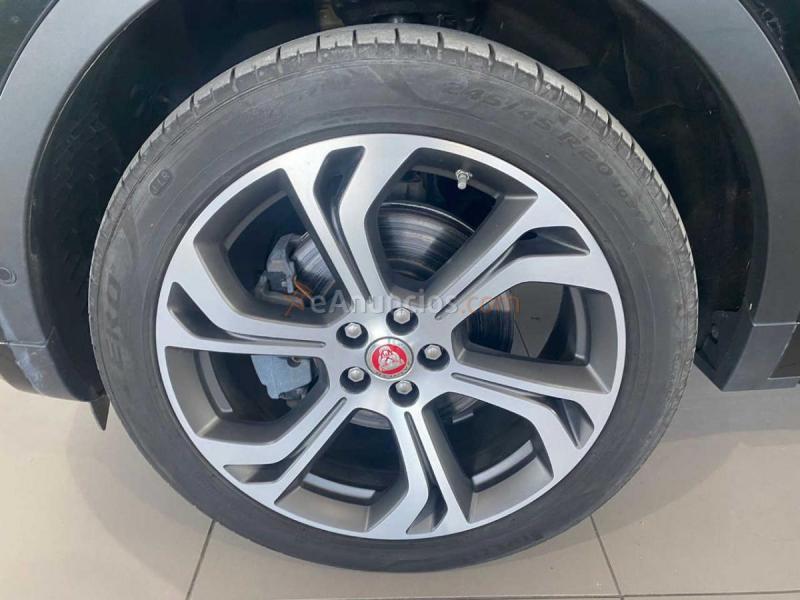 Jaguar E-Pace E-Pace 2.0 AWD 