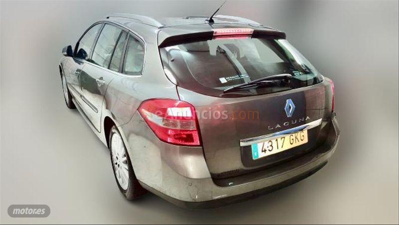 Renault Laguna G.Tour Expression Techno 2.0dCi 150CV de 2009 con 139.383 Km por 4.980 EUR. en Granada