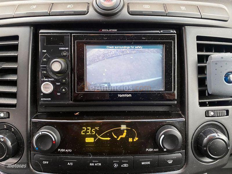 Ssangyong Rodius 270Xdi Premium de 2011 con 142.000 Km por 9.990 EUR. en Barcelona