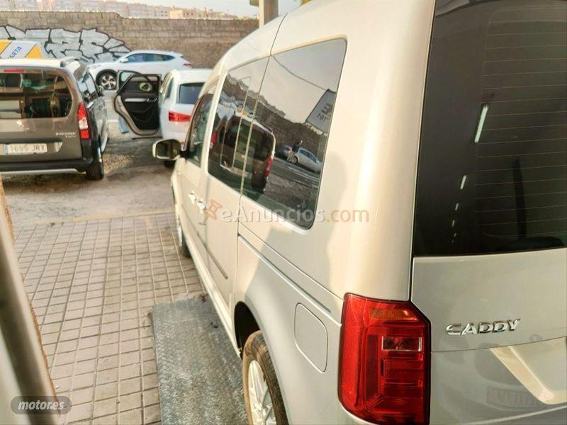 Volkswagen Caddy 1.6 TDI BMT 102CV Trendline Edition de 2015 con 141.000 Km por 11.990 EUR. en Las Palmas