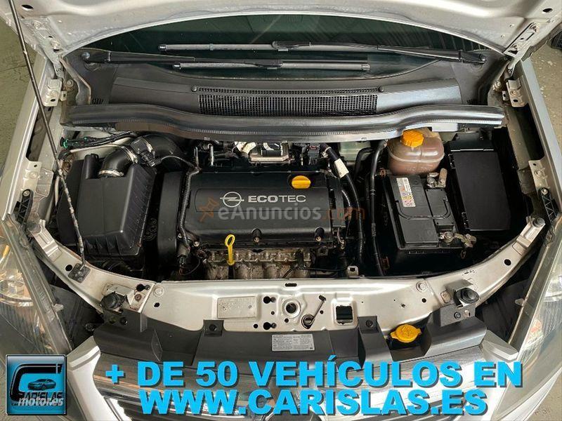 Opel Zafira Enjoy 1.8 16v de 2006 con 170.000 Km por 4.999 EUR. en Santa Cruz de Tenerife