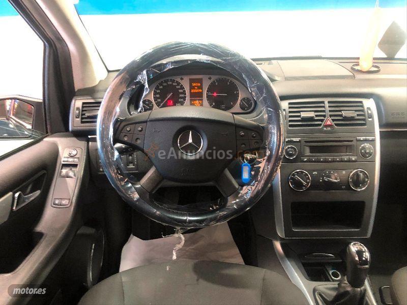 Mercedes Clase B B 200 CDI de 2008 con 260.000 Km por 5.999 EUR. en Salamanca