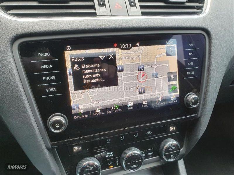 Skoda Octavia Combi 1.6 TDI CR 85KW 115CV Ambition de 2018 con 139.000 Km por 13.999 EUR. en Madrid