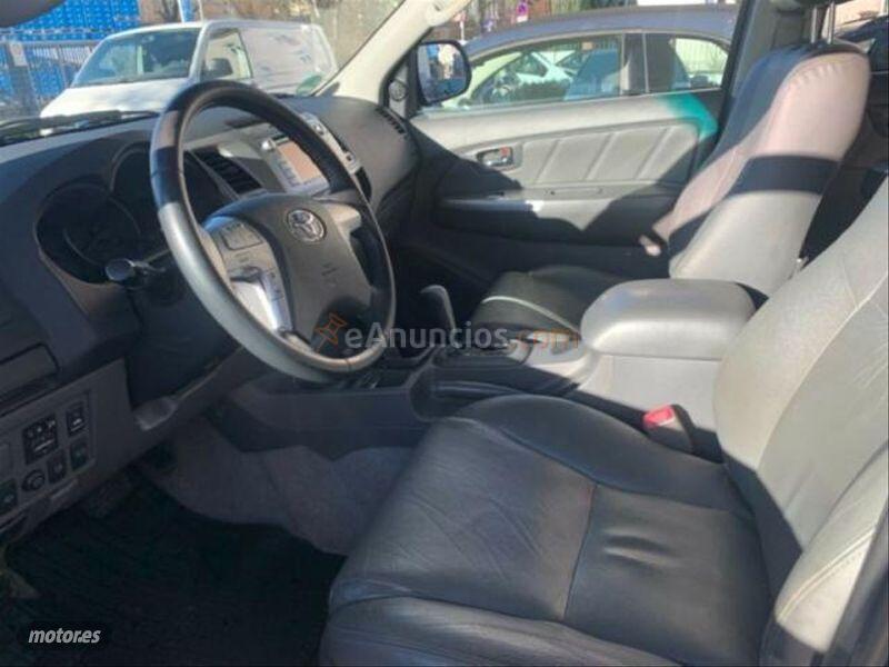 Toyota Hilux 3.0 D4D Cabina Doble VXL de 2012 con 172.000 Km por 24.999 EUR. en Zaragoza