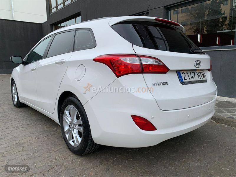 Hyundai i30 CW 1.6 CRDi 110cv Go de 2014 con 60.000 Km por 9.495 EUR. en Madrid