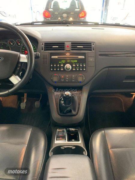Ford Focus C-Max 2.0 TDCi Ghia de 2005 con 266.000 Km por 3.990 EUR. en Madrid
